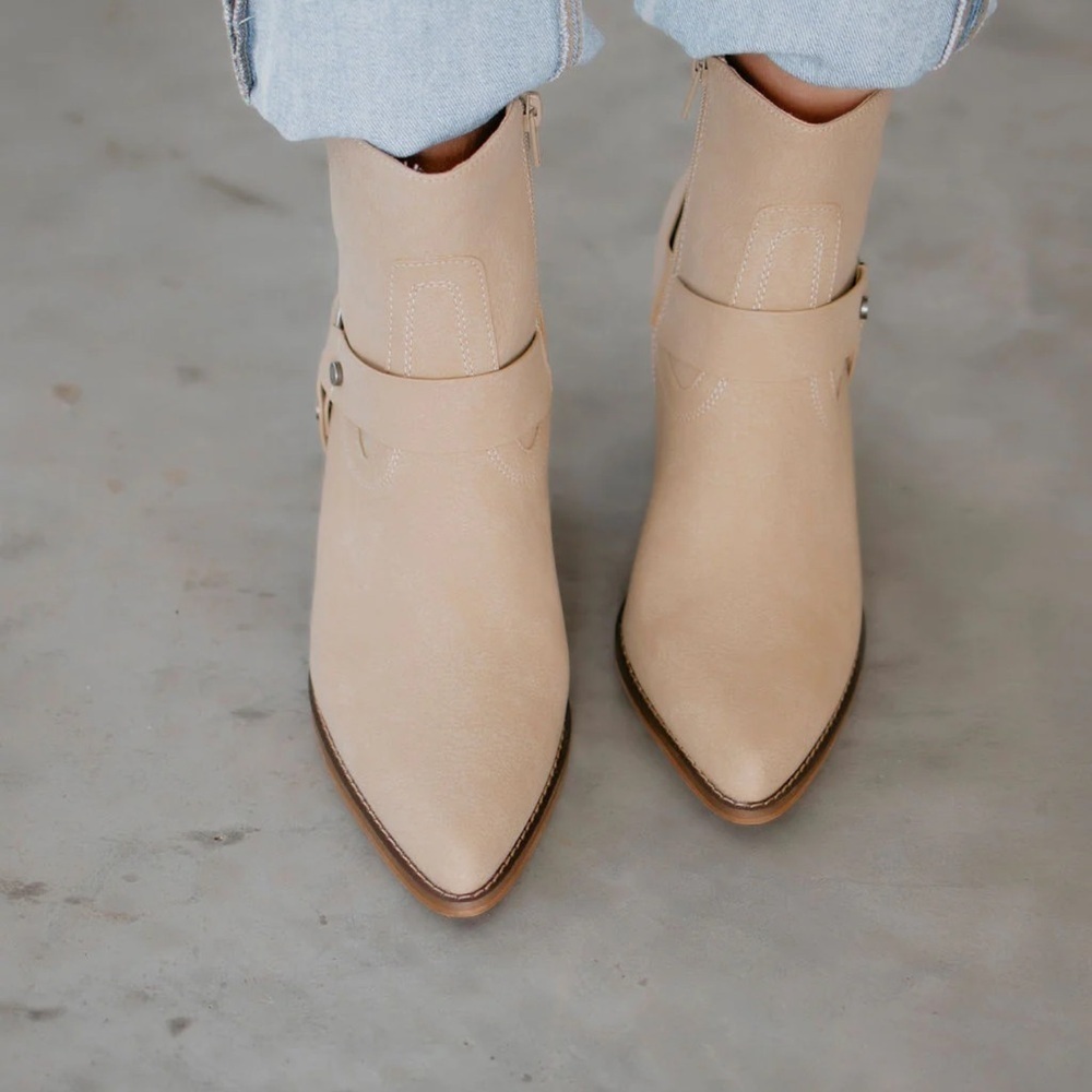 Oasis Society Jackson Pointed Toe Bootie Size 9 Khaki Zipper Closure NEW - Picture 2 of 10